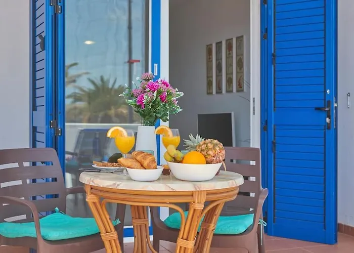 Duplex Ilic Sea Views,front Line,10 Min To Marina