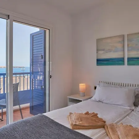 公寓 Duplex Ilic Sea Views,front Line,10 Min To Marina 普拉亚布兰卡