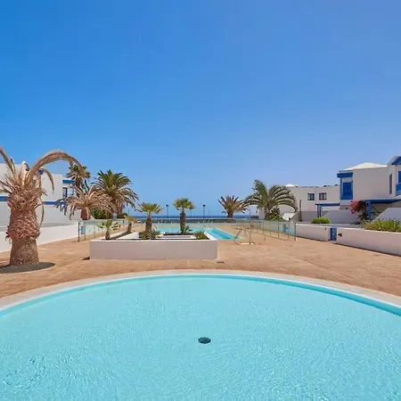 Duplex Ilic Sea Views,front Line,10 Min To Marina Apartment