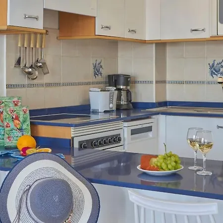 Duplex Ilic Sea Views,front Line,10 Min To Marina 公寓 *