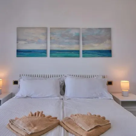 公寓 Duplex Ilic Sea Views,front Line,10 Min To Marina 普拉亚布兰卡