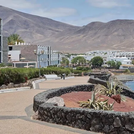 Duplex Ilic Sea Views,front Line,10 Min To Marina