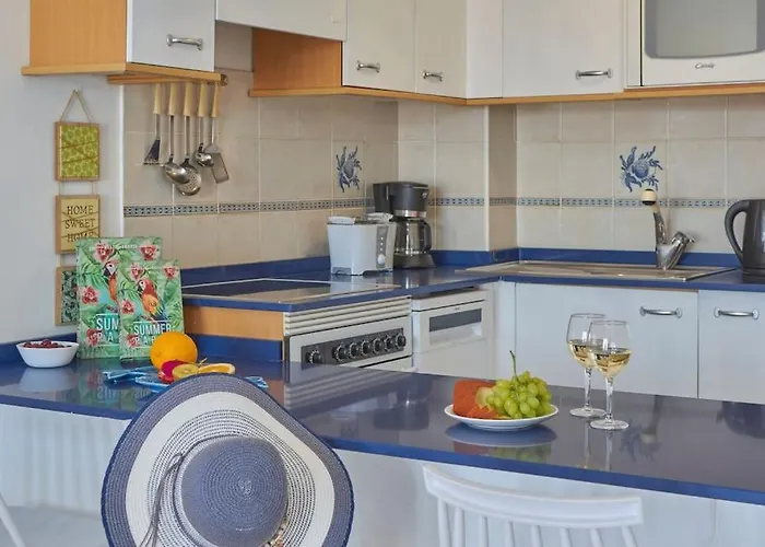 Duplex Ilic Sea Views,front Line,10 Min To Marina Апартаменти *